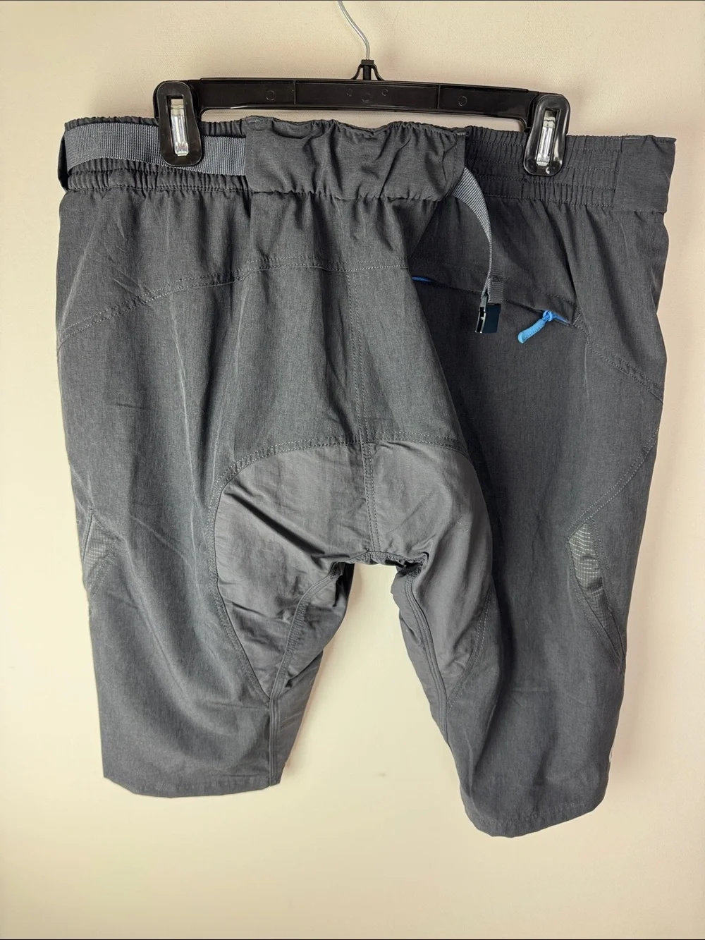 Endura Bike Shorts - Men's XL